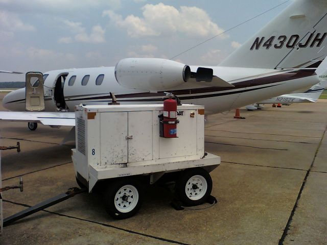 Cessna Citation CJ1 (N430JH) - Preparing for a flight from KJAN-KSHV
