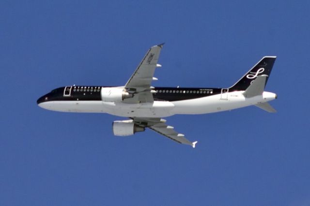 Airbus A320 (JA09MC)
