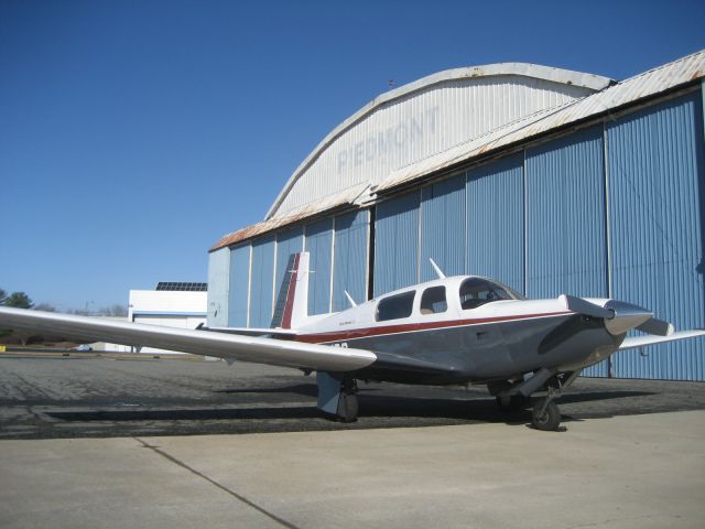 Mooney M-20 (N231DR)