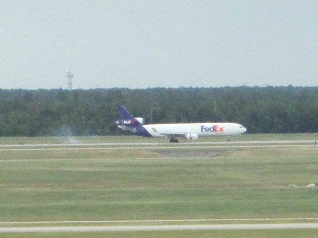 Boeing MD-11 (N573FE)