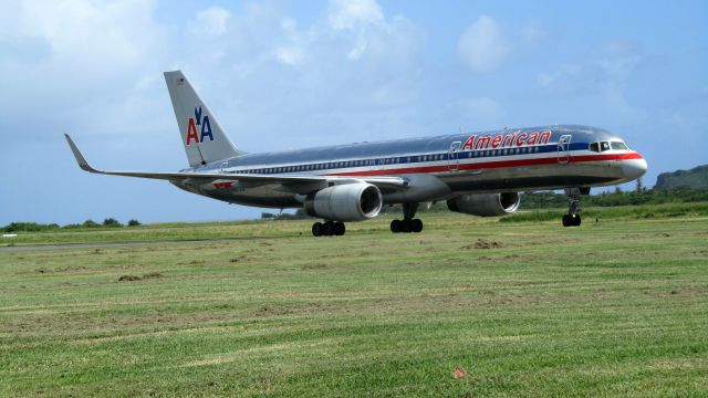 Boeing 757-200 (N621AM)