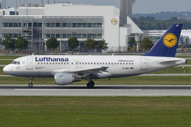 Airbus A319 (D-AILY)