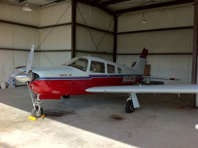 Piper Cherokee Arrow (N4443X)