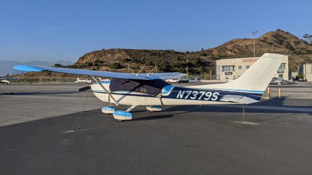 Cessna Skylane (N7379S) - At KWHP