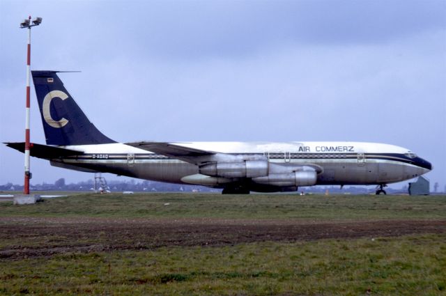 Boeing 707-100 (D-ADAQ) - November 1972 at Düsseldorf (EDDL)