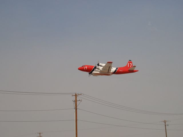 Lockheed P-3 Orion (N917AU) - Aero Union Tanker 17 just taking off from runway 20, heading to the Mill Flat Fire in Utah, 2009