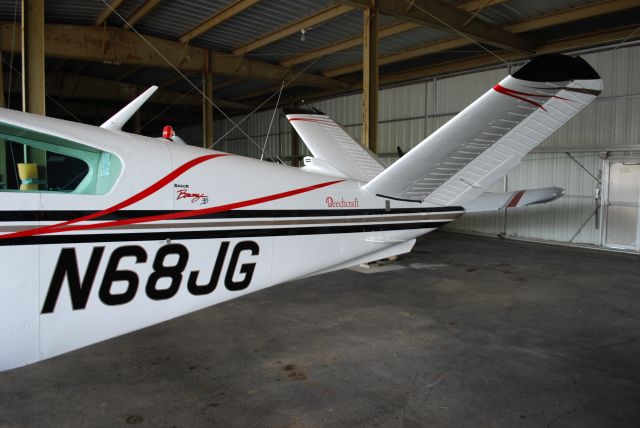 Beechcraft 35 Bonanza (N68JG)