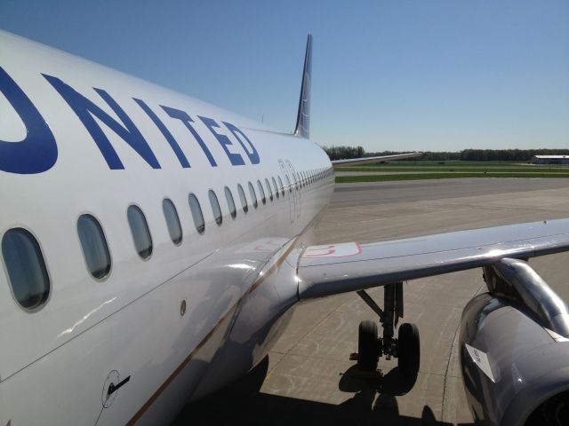 Airbus A320 (N477UA) - United Airlines Career Day 2013--SIU--Carbondale, IL