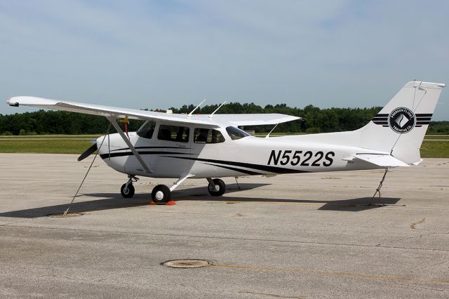 Cessna Skyhawk (N5522S) - Paragon Flight Training