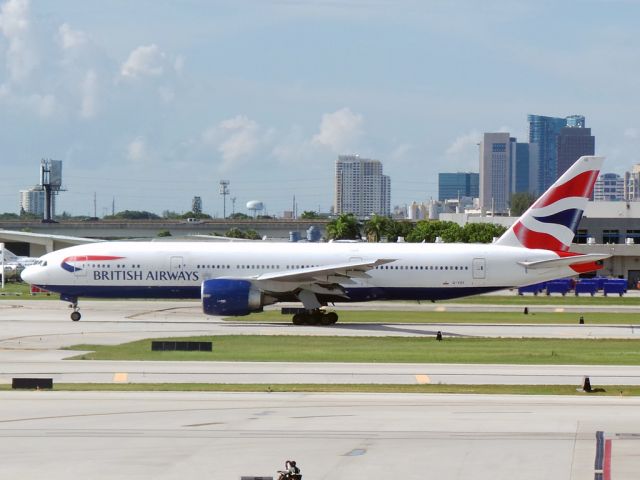 Boeing 777-200 (G-VIIX)