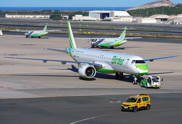 EMBRAER ERJ-190-400 (EC-OEP)