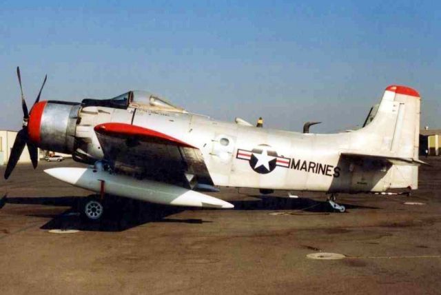 Douglas AD Skyraider (12-6867)