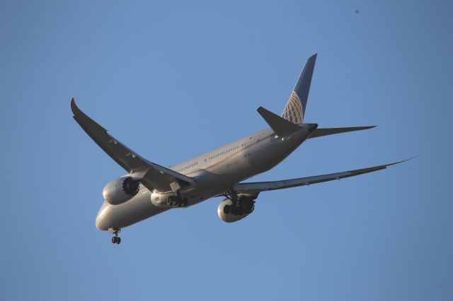 Boeing 787-9 Dreamliner (N27957)