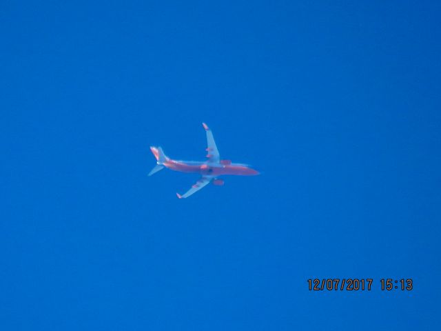Boeing 737-800 (N8646B)