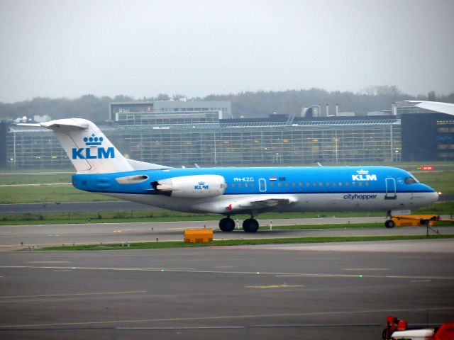 Fokker 70 (PH-KZG)