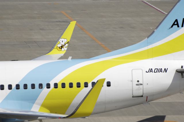 Boeing 737-700 (JA01AJ) - Visit at Haneda Intl Airport on 2013/02/23 "Special Bear Do "