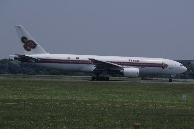 Boeing 777-200 (HS-TJF) - Departure at Narita Intl Airport Rwy16R on 1998/05/21
