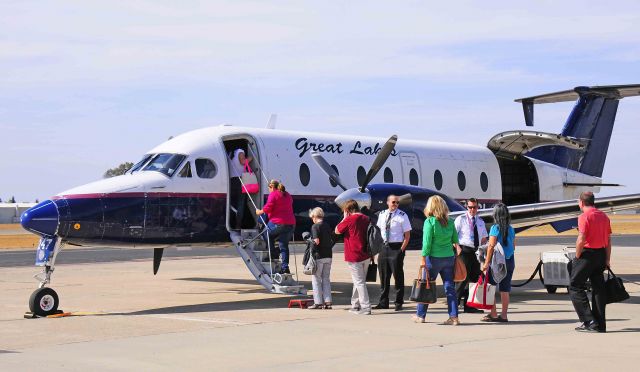 Beechcraft 1900 (N247GL)