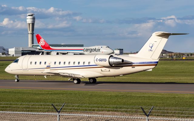 Canadair Regional Jet CRJ-200 (C-GDTD)