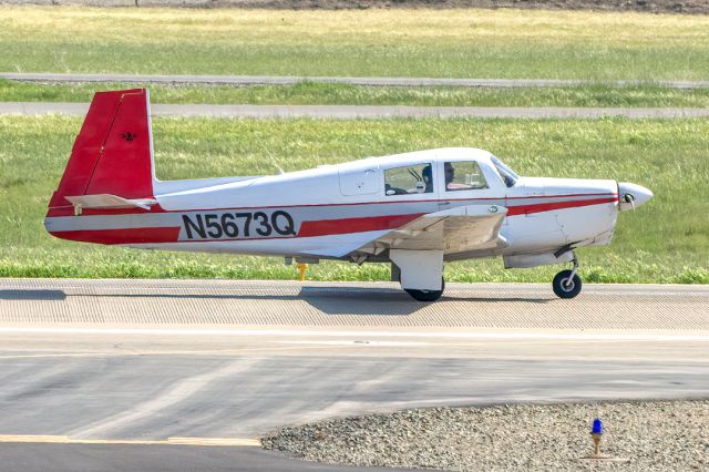 Mooney M-20 (N5673Q) - Mooney M20C at Livermore Municipal Airport (CA). April 2021