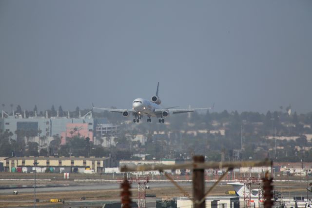 Boeing MD-11 (N631FE)