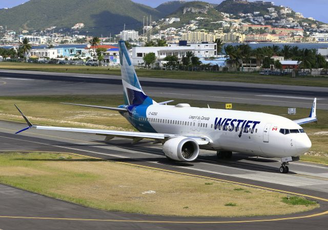 Boeing 737 MAX 8 (C-GZSG)