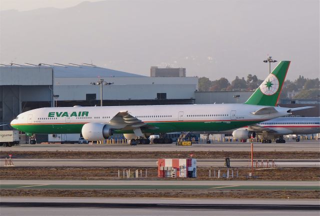 BOEING 777-300 (B-16719) - 10/21/14