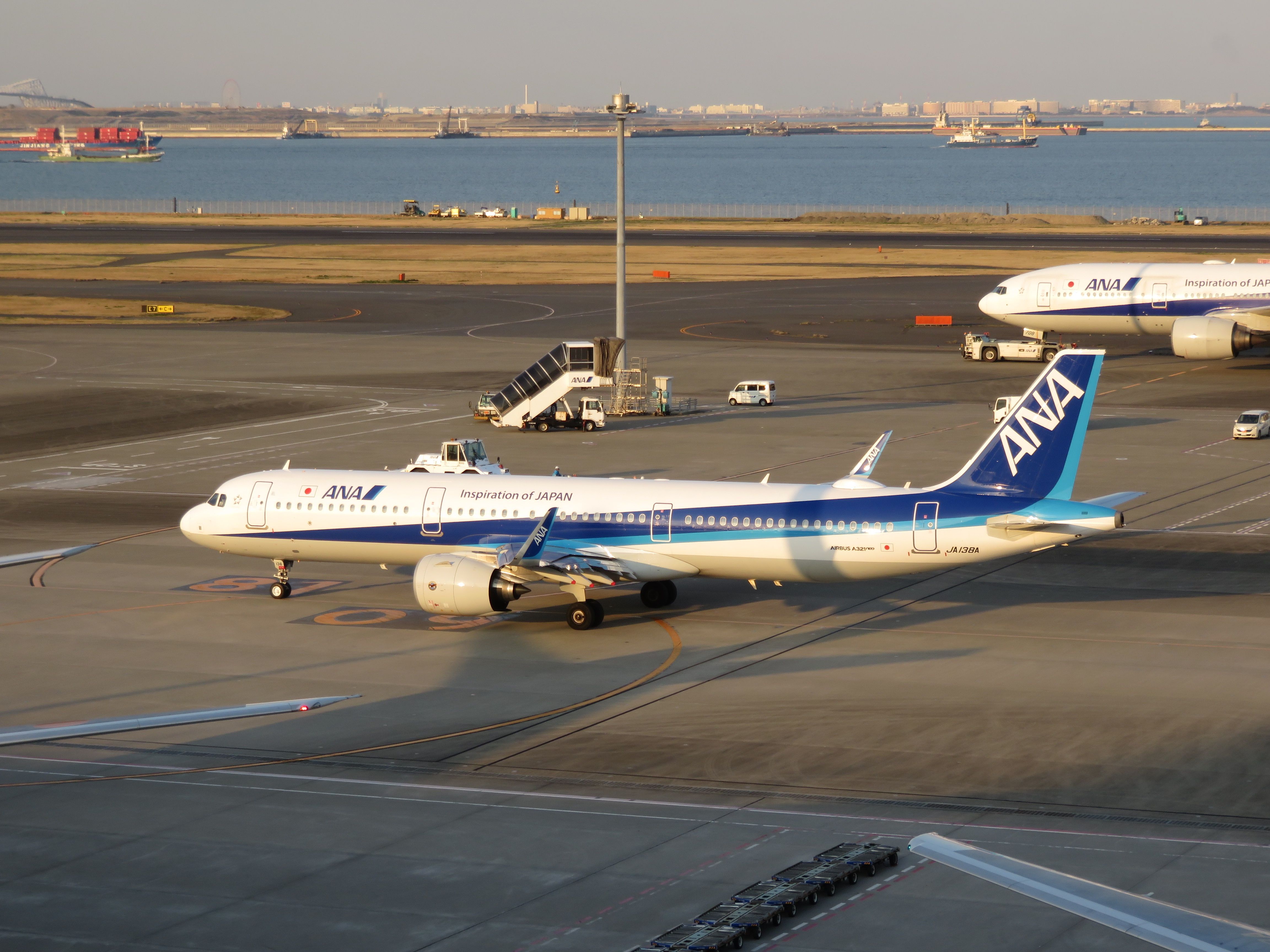 Airbus A321 (JA138A)