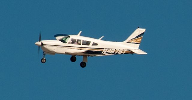 Piper Cherokee Arrow (N4875T) - Aircraft on cross wind for 27 at Carson City