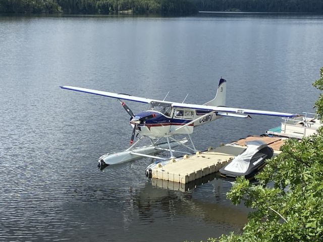 Cessna Skywagon (C-GMFU) - C185 Amphib