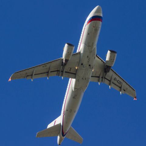 Airbus A319 (EI-EZD)