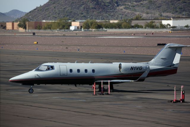 Learjet 55 (N1VG)