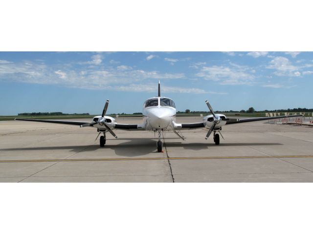 Cessna Chancellor (N855H) - Pressurized!