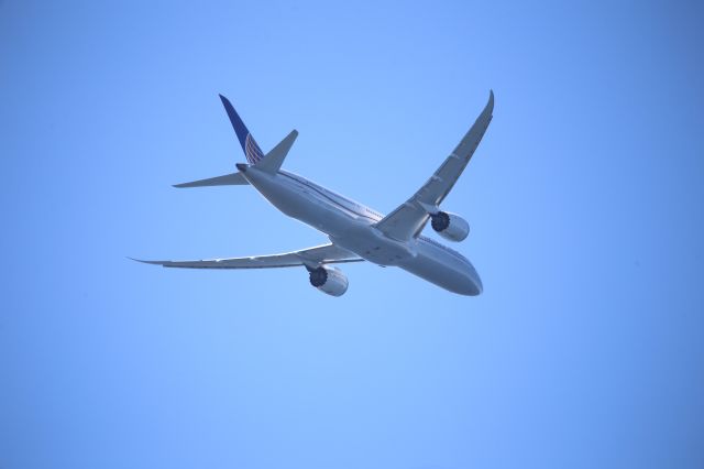 BOEING 787-10 Dreamliner (N14001)
