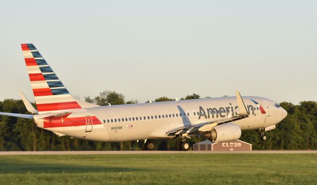 Boeing 737-800 (N983NN) - Honor flight at Airventure 2017