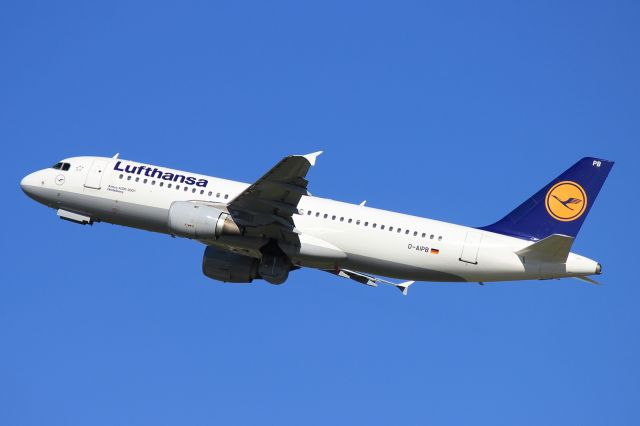 Airbus A320 (D-AIPB)