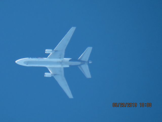 McDonnell Douglas DC-10 (N318FE)