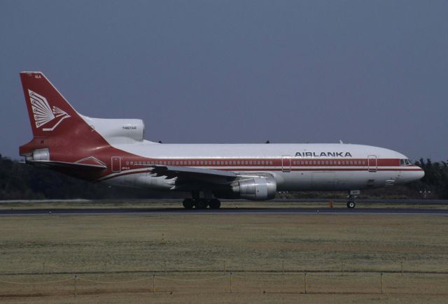 Lockheed L-1011 TriStar (4R-ULA) - Departure at Narita Intl Airport Rwy16R on 1999/04/01