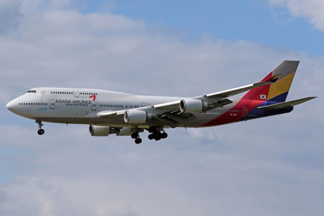 Boeing 747-400 (HL7418)