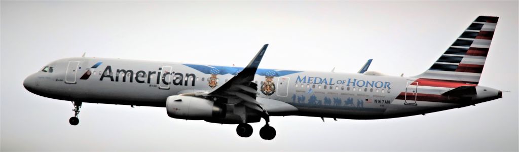 Airbus A321 (N167AN) - DFW-SEA   4-3-2022