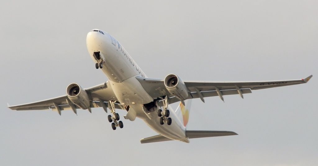 Airbus A330-200 (G-VYGM)