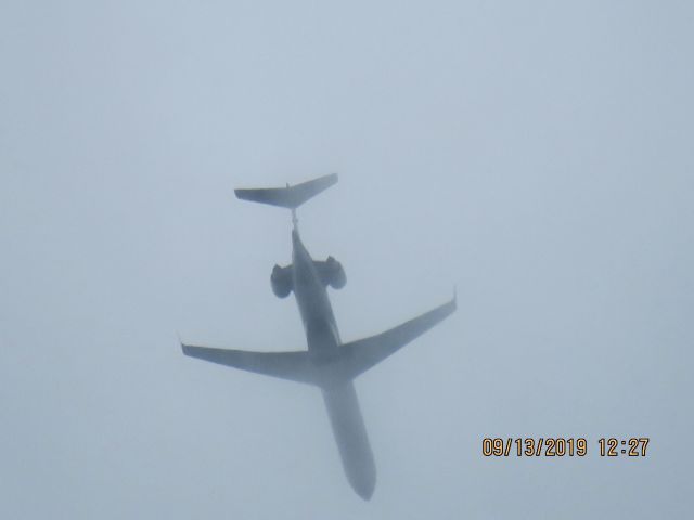 Canadair Regional Jet CRJ-900 (N919FJ)