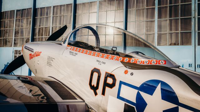 Vans RV-8 (N800MF)