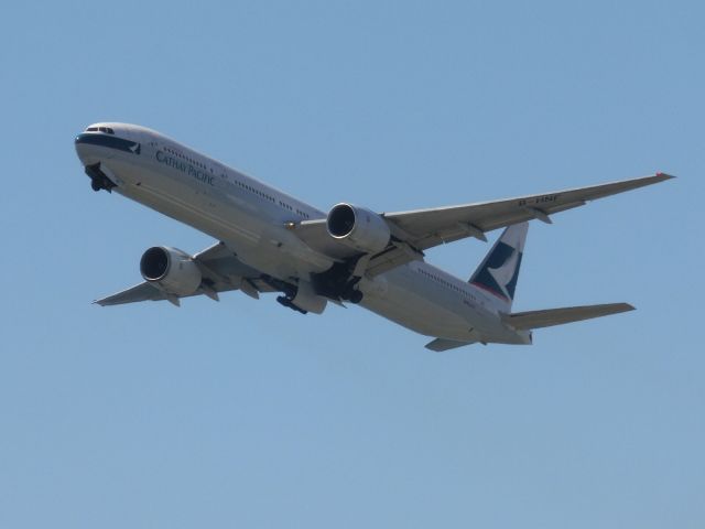 Boeing 777-200 (B-HNF)