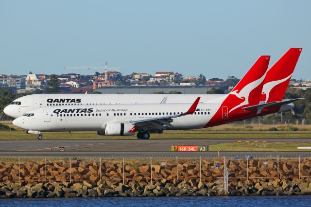 Boeing 737-800 (VH-VZY)