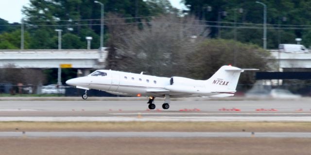 Learjet 45 (N72AX)