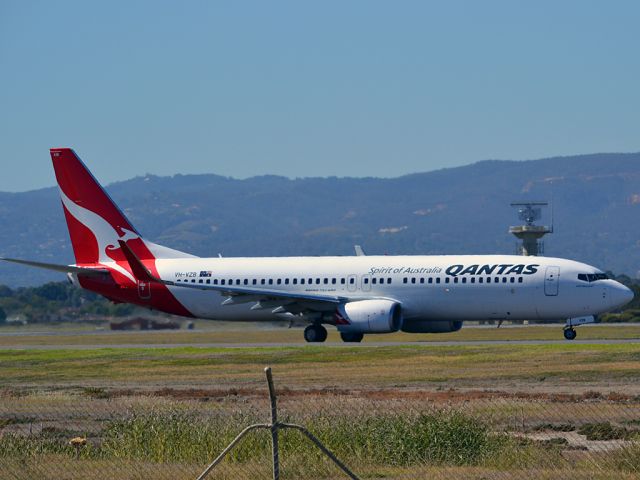 Boeing 737-800 (VH-VZB) - On taxi-way heading for take off on runway 05. Thursday 12th April 2012.