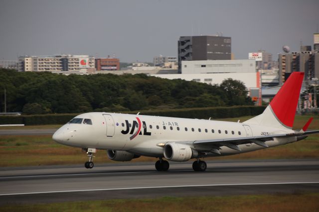 Embraer 170/175 (JA215J)