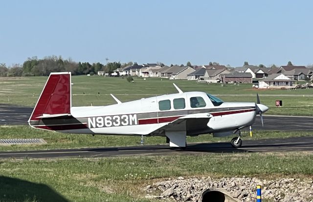 N9633M — - 1966 Mooney M20F