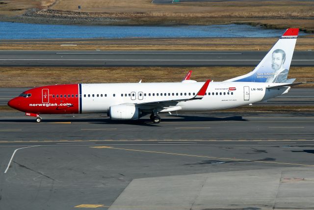 Boeing 737-800 (LN-NIG) - Nor Shuttle 6702 in Juan Sebastian Elcano livery arriving from Pointe-à-Pitre, Guadeloupe